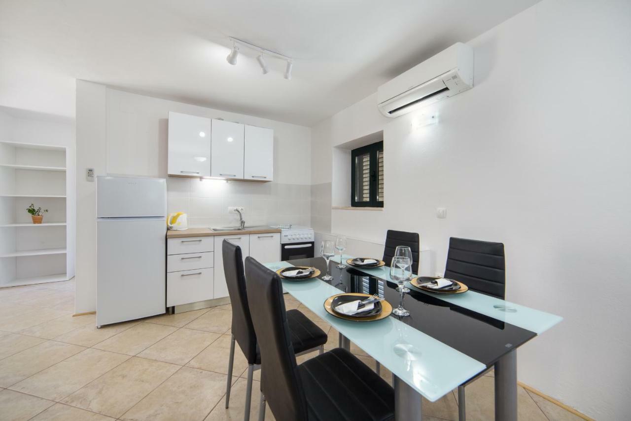 Ana Apartments Blace Eksteriør billede